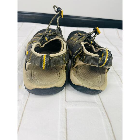 Keen Men\'s Newport H2 Sandal sz 8.5 main image 12